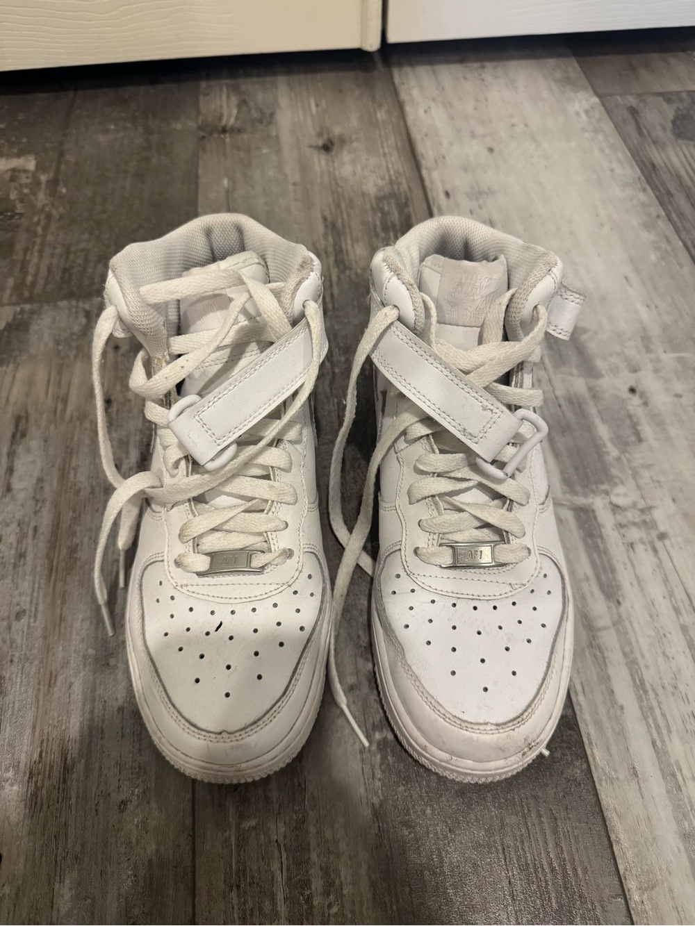 Nike Air Force 1 mids